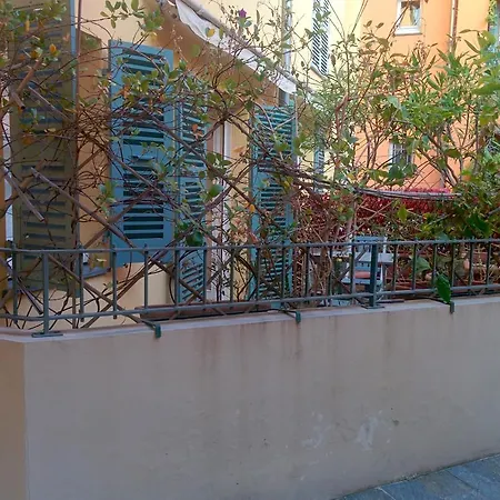 Lägenhet Le 7 Augustin